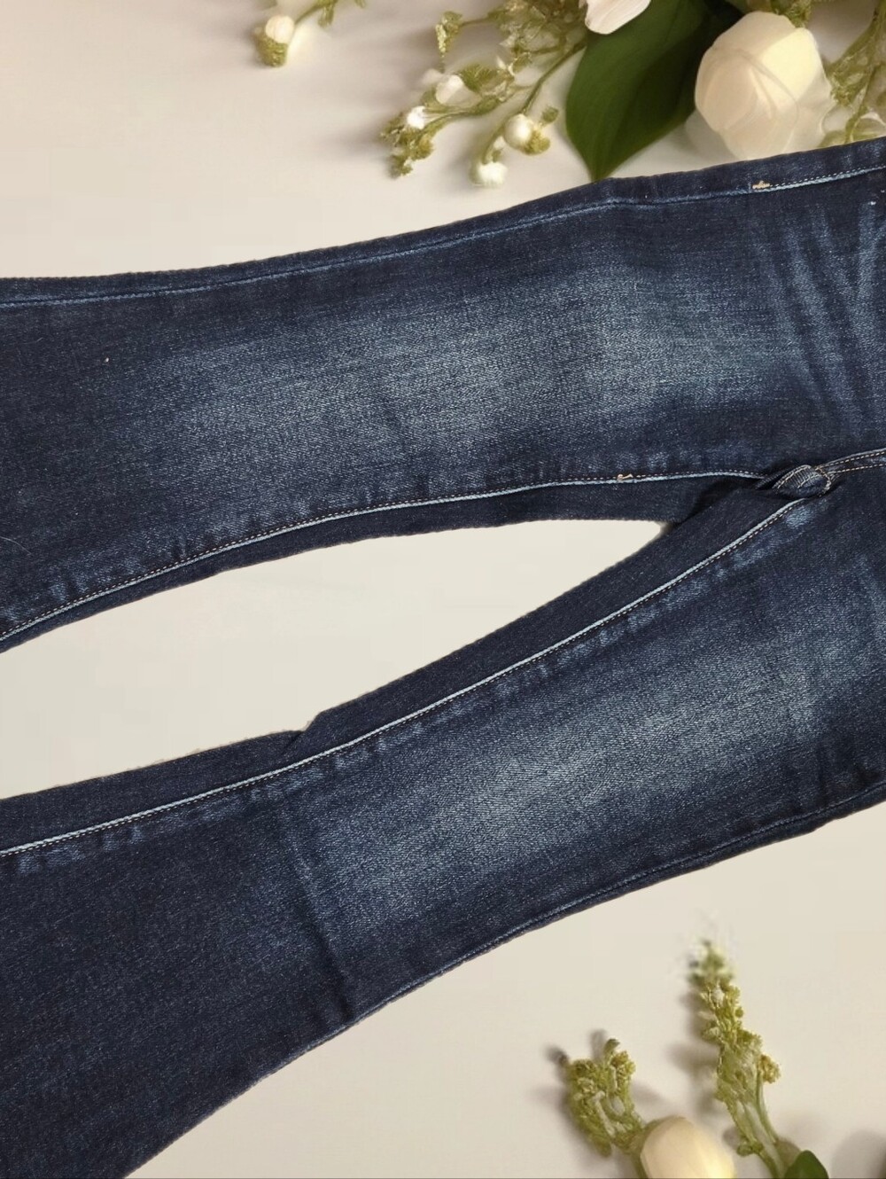 BKE kids mini and flare mid rise adj. Waist jeans Girls 6S